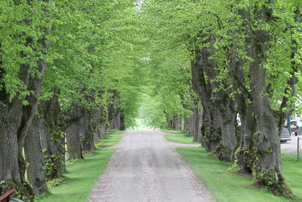 Runnvikens Pensionat Tystberga Экстерьер фото